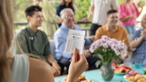 Mysterious $40 million Powerball winner as single ticket takes  .